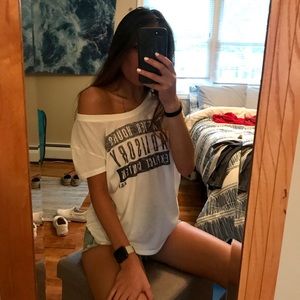 Wide Collar Parental Advisory Tee A&F